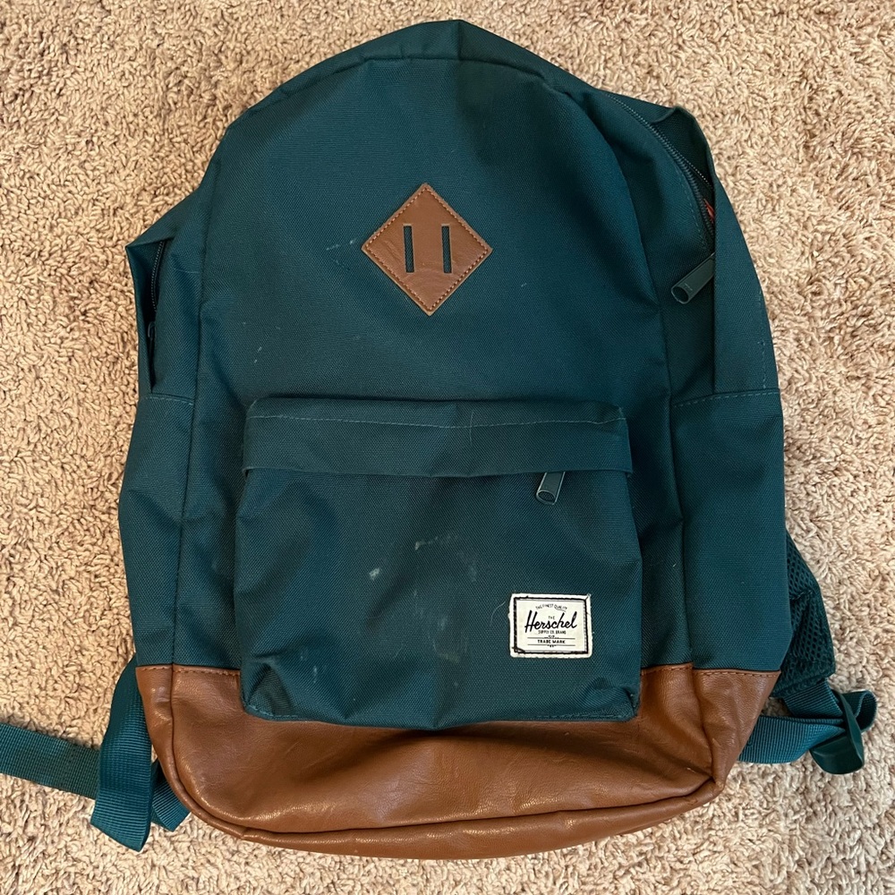 Herschel classic backpack 20L